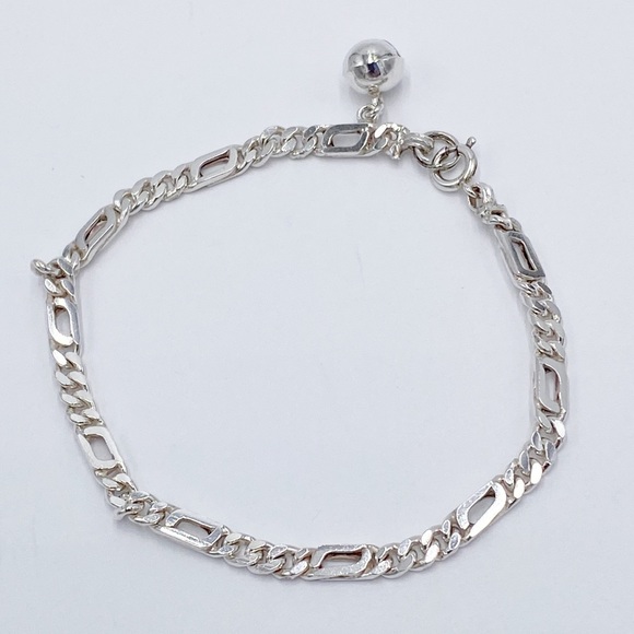 Vintage Sterling Silver Bracelet With A Bell - Picture 4 of 8